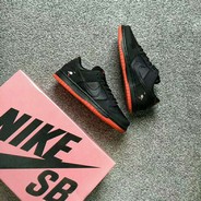 真标nike dunk sb 黑鸽子