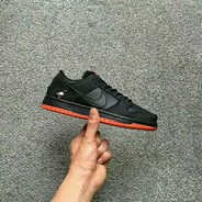 真标nike dunk sb 黑鸽子