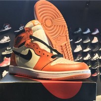 aj1白扣碎