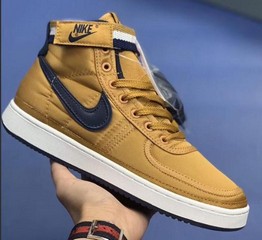 莆田耐克教父多少钱，真标nike vandal high教父