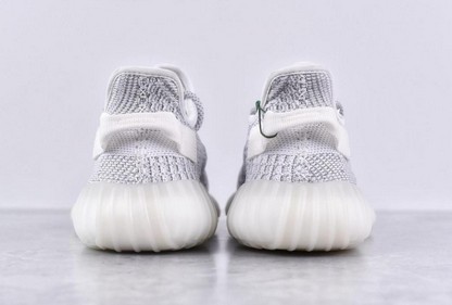 yeezy满天星og啥意思