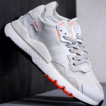 阿迪达斯nite jogger boost夜行者