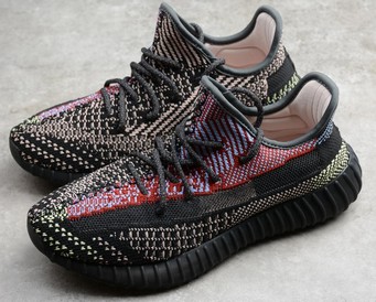 Yeezy 350 V2 YECHEIL黑红拼接 天使