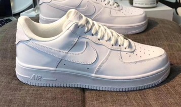 AF1空军一号纯白多少钱