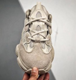 Yeezy 500“Blush”椰子500 初代配色白灰沙灰