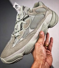 Yeezy 500“Salt”椰子500盐雾月球灰价格