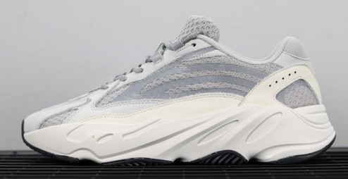 Yeezy Boost 700 V2 “Static”椰子