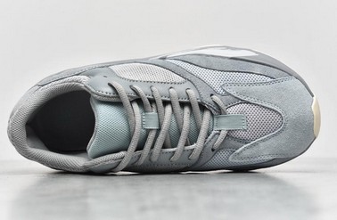 Yeezy Boost 700 Inertia椰子700惯性 蓝灰 灰粉橙