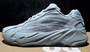 yeezy700v2所有配色