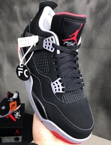 AJ4 Bred黑红公牛