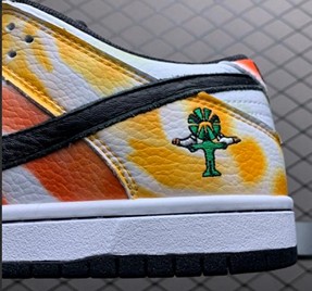 Dunk SB “Raygun”外星人白扎染