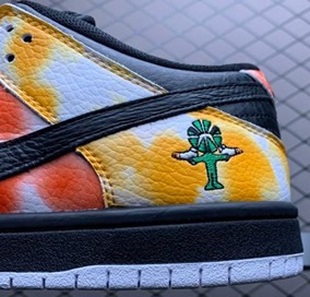 Dunk SB “Raygun”外星人黑扎染