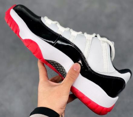 aj11康扣黑红结合