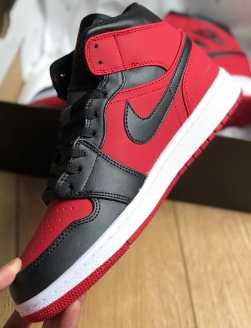 AJ1 Mid中帮小禁穿黑红