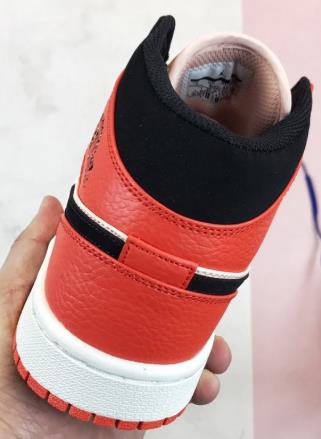 AJ1 Mid中帮小白扣碎多少钱