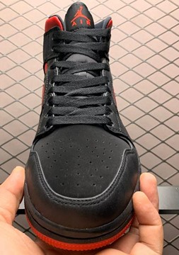 AJ1 Mid last shot中帮最后一投