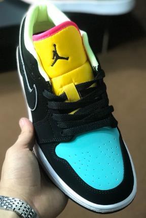 AJ1 Low低帮黑蓝黄拼接