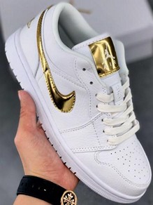 AJ1 Low低帮白金价格