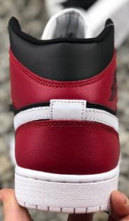 AJ1 Mid “Noble Red”