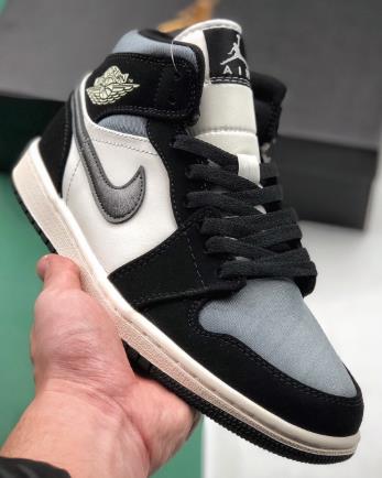 AJ1 mid中帮黑银丝绸伯爵