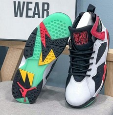 aj7紫禁之巅中国限定多少钱