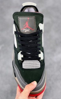 Off-White x Jordan 4 Bred黑红