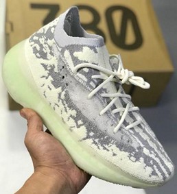 yeezy 380 alien外星人