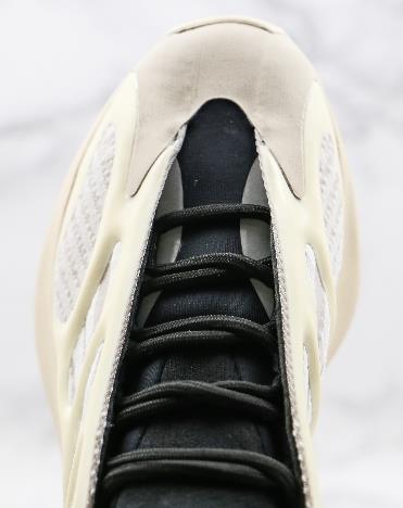 Yeezy 700 V3 Azael异形