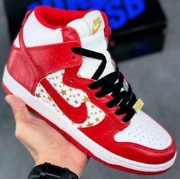 Dunk sb high 红色星星