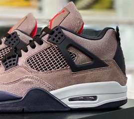 AJ4 Taupe Haze 摩卡黑棕