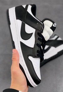 SB Dunk Low熊猫