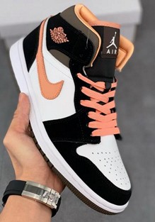 AJ1 Mid Apricot Agate蜜桃摩卡