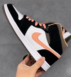 AJ1 Mid Apricot Agate蜜桃摩卡