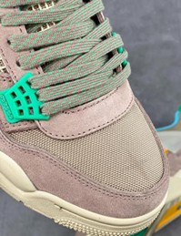 UNION x AJ4 Taupe Haze表格行