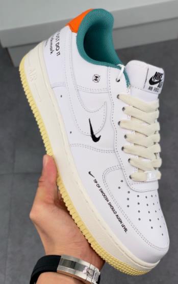 AF1 白橙绿