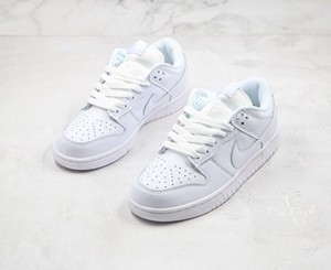 耐克SB Dunk Low Pro White/Ice Blue纯白