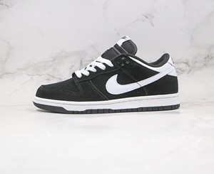 SB Dunk Low黑白