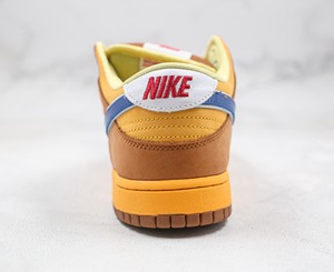 Nike SB Dunk Low Newcastle Brown Ale棕黄