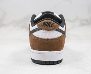 Nike SB Dunk Low Trail End摩卡