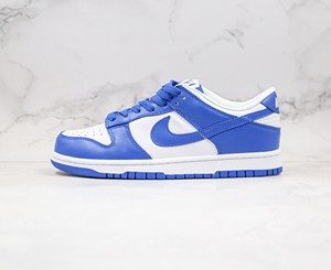 NIKE Dunk SB 肯塔基