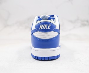 NIKE Dunk SB 肯塔基