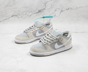 Nike SB Dunk北极狐