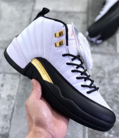 AJ12 Royalty黑白金扣