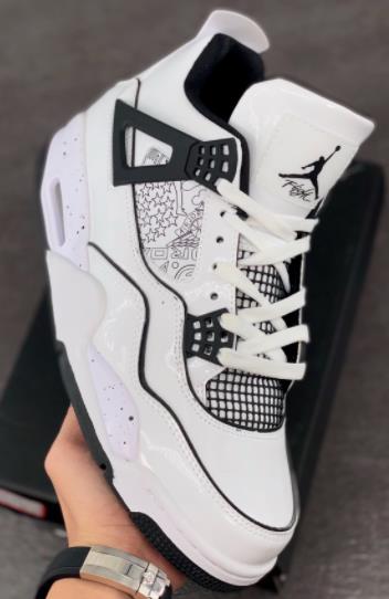AJ4二次元