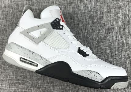 AJ4纯原价格，aj4纯原大概多少钱