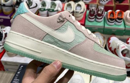 AF1 07 Low CNY虎年 中国玉配色