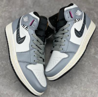 AJ1 mid虎年限定