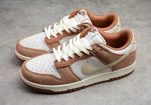 SB Dunk Low Medium Curry棕白