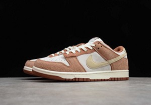 SB Dunk Low Medium Curry棕白