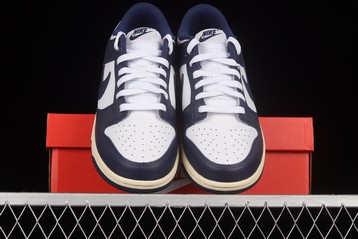 Dunk low Midnight Navy and White海军蓝